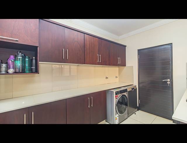 3 BEDROOM HOUSE FOR SALE IN IZINGA